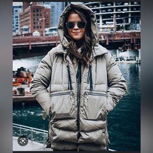 The Orolay Amazon Coat in XS. Only worn three times!